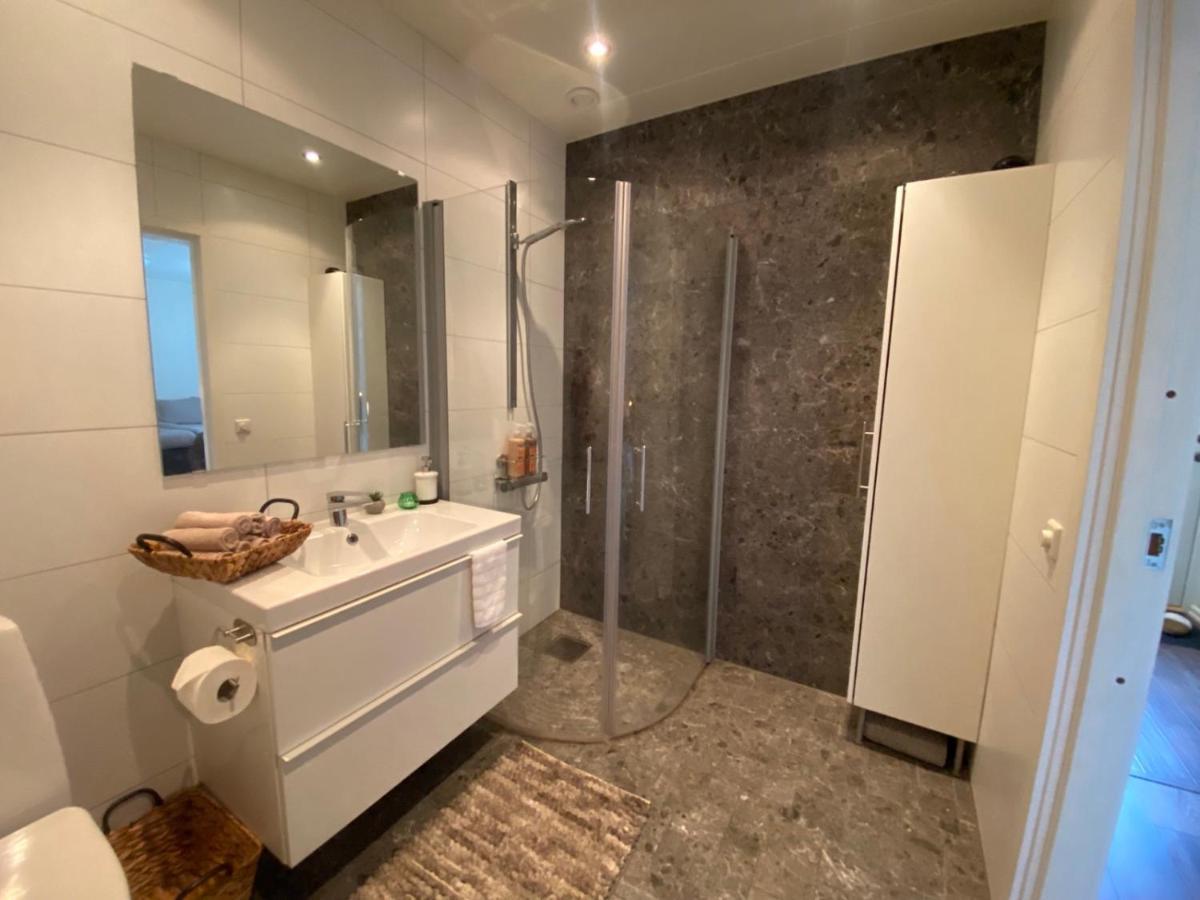 Cozy Modern Studio Apartment Stay Falkenberg Exteriör bild